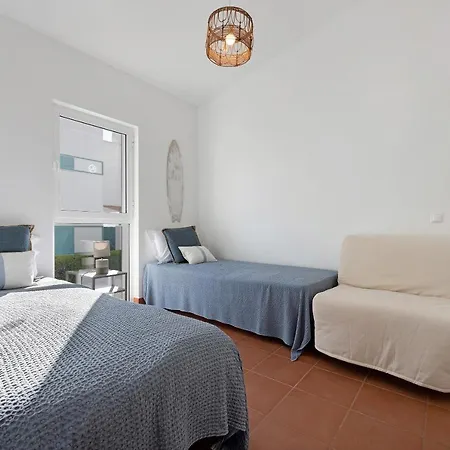 Holiday home Prainha House